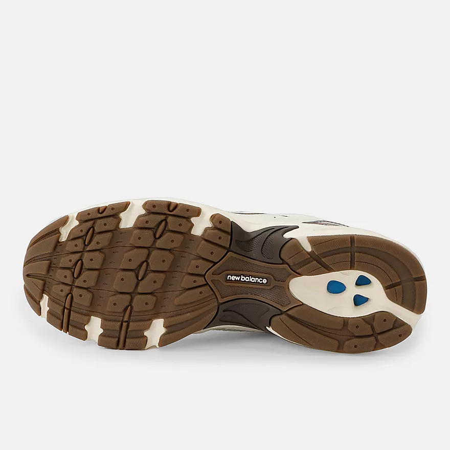 DEPORTIVA PARA MUJER NEW BALANCE MR530ASM TURTLEDOVE con ANGORA y Mushroom