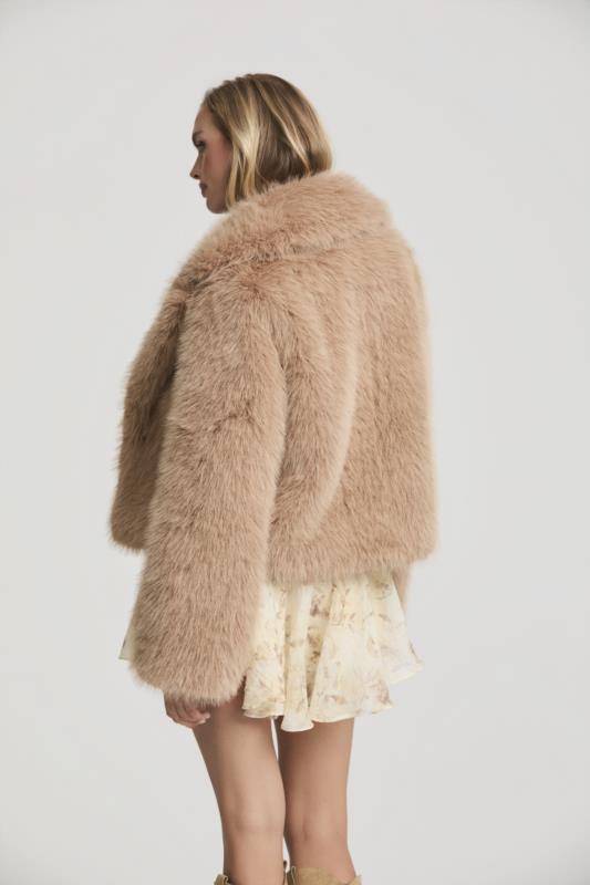 CARAMEL COAT FETICHE