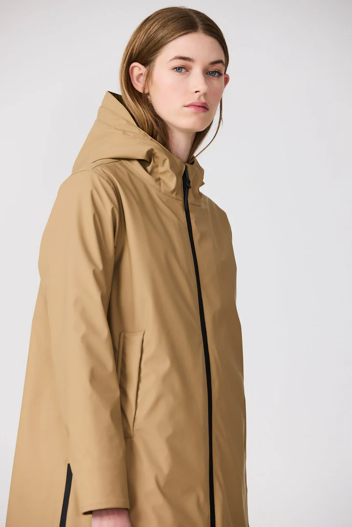 Abrigo TANTÄ Impermeable de Poliuretano Tormenta Kelp