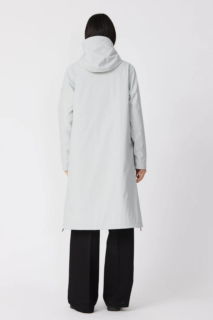 Abrigo TANTÄ Impermeable de Poliuretano Tormenta Storm Gray