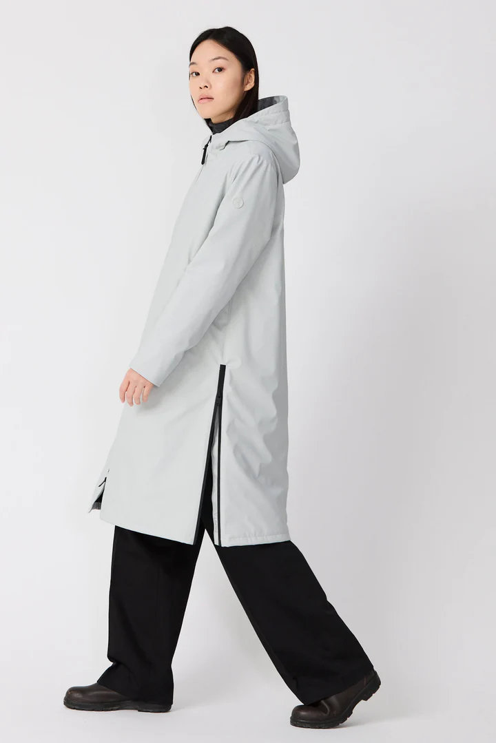 Abrigo TANTÄ Impermeable de Poliuretano Tormenta Storm Gray