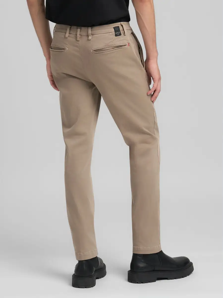 VAQUEROS CHINOS REPLAY BENNI REGULAR FIT BEIG