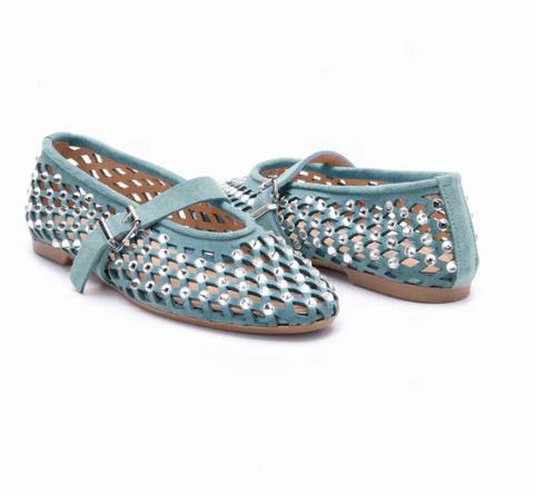 Bailarina en ante SamanthaSKIN