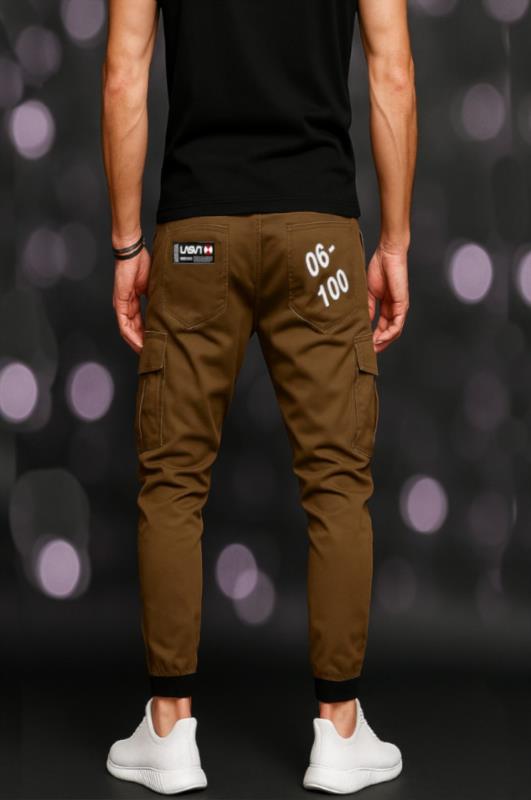 Pantalón de hombre Jogger cargo Lasal PLASTIC tabaco