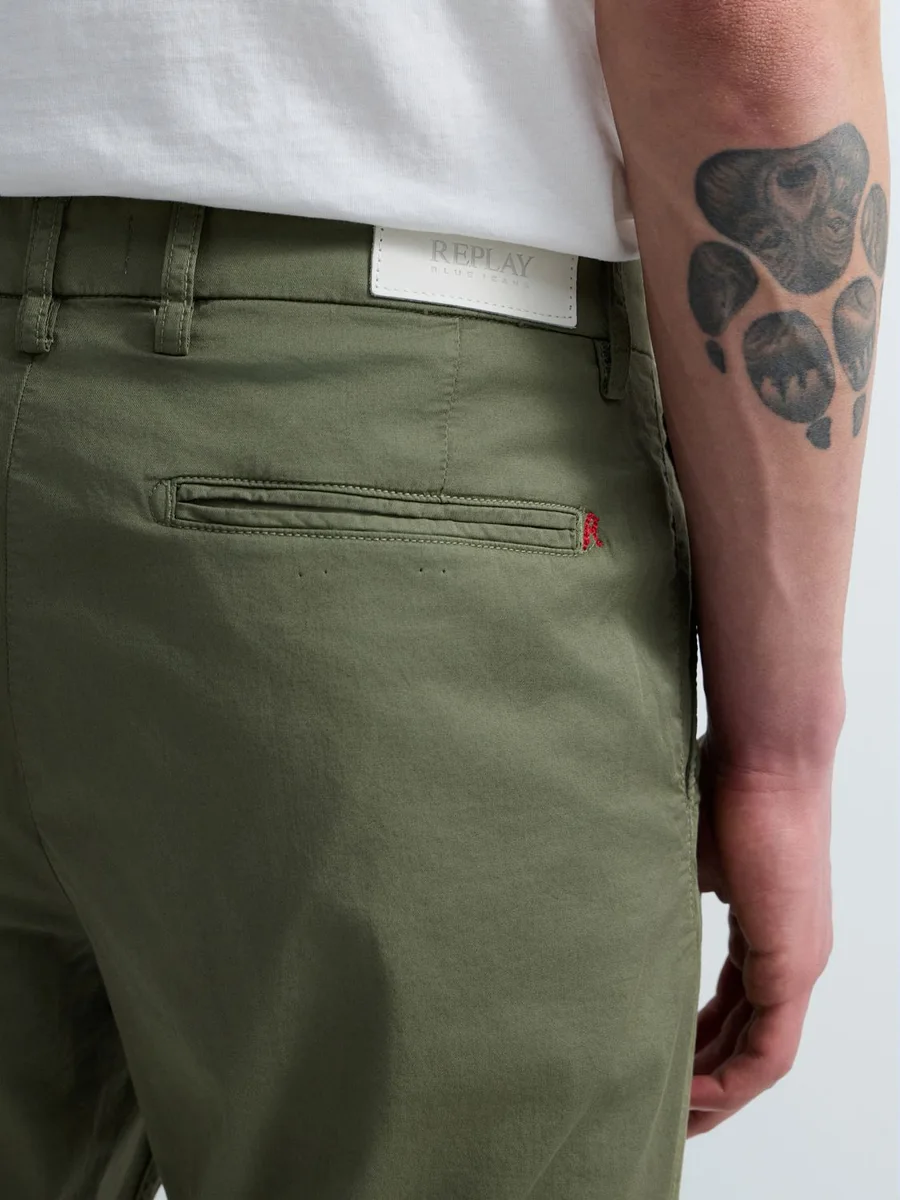 VAQUEROS CHINOS REGULAR FIT BENNI