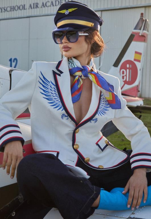 CHAQUETA LE CRUEL OVER BLANCA