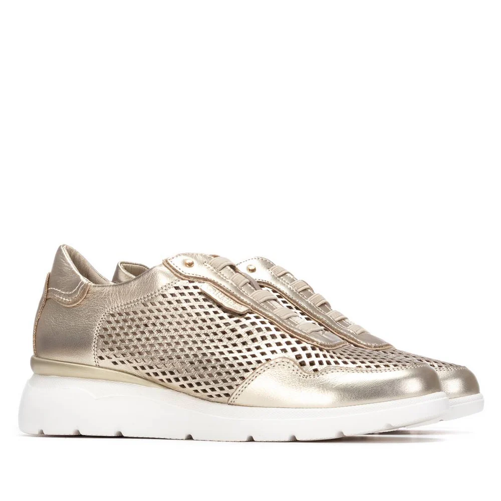 ZAPATILLA DE PIEL MUJER CARMELA ORO