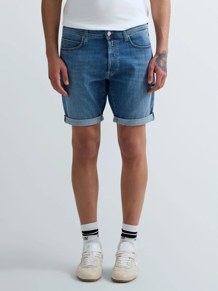 VAQUEROS REPLAY  BERMUDAS TAPERED FIT RBJ.981