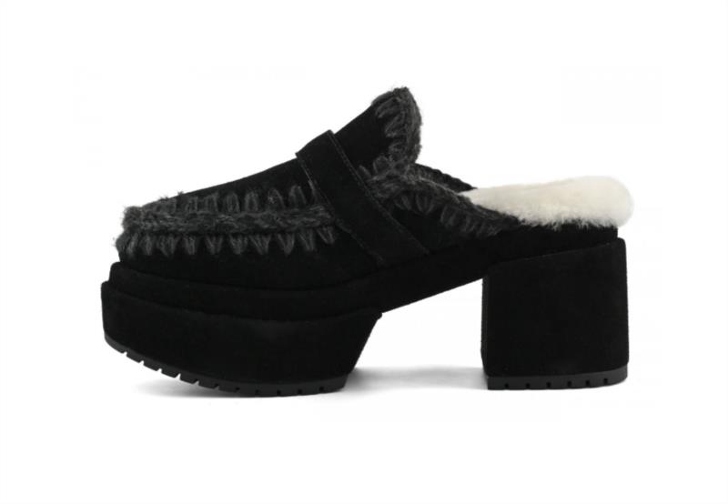 ZUECO MOU PLATAFORMA CLOG WITH BUCKLE STRA BLACK