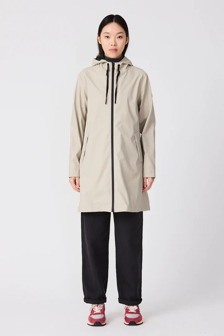   Abrigo  TANTÄ Impermeable de Poliuretano Nuovola Stone Grey