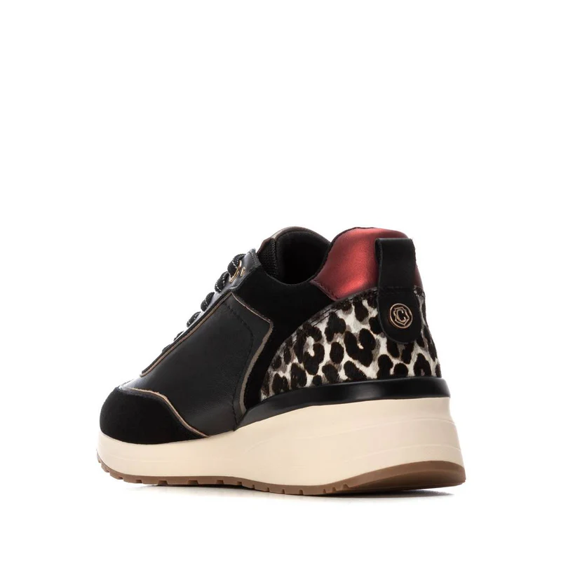 ZAPATILLA DE MUJER CARMELA 16244101 NEGRO