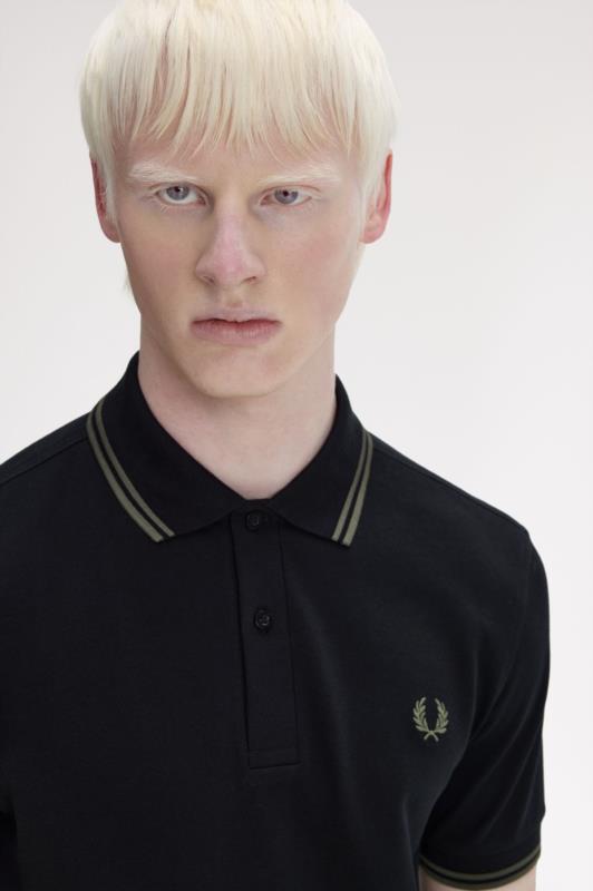 POLO FRED PERRY NEGRO