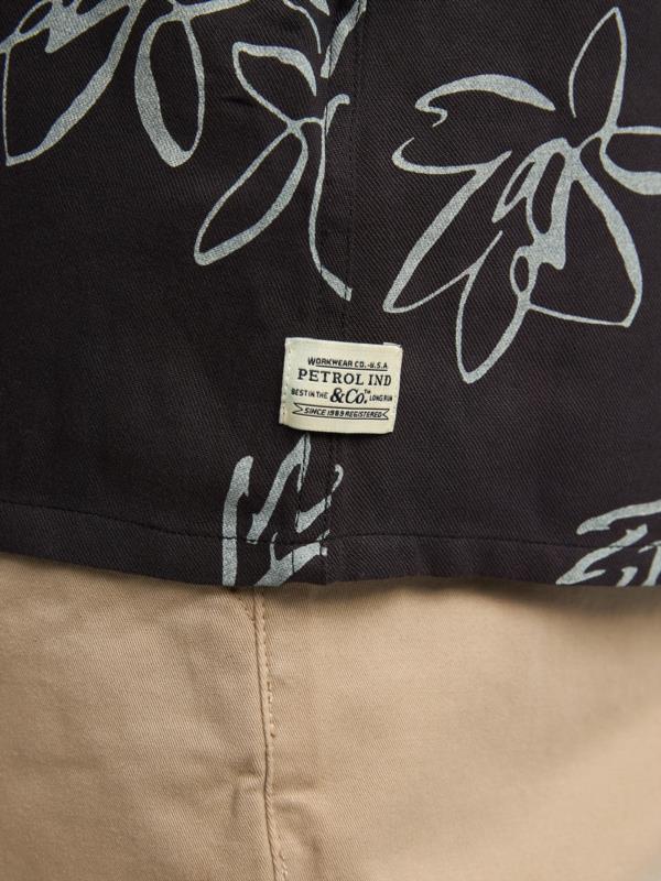 CAMISA ESTAMPADA NEGRO