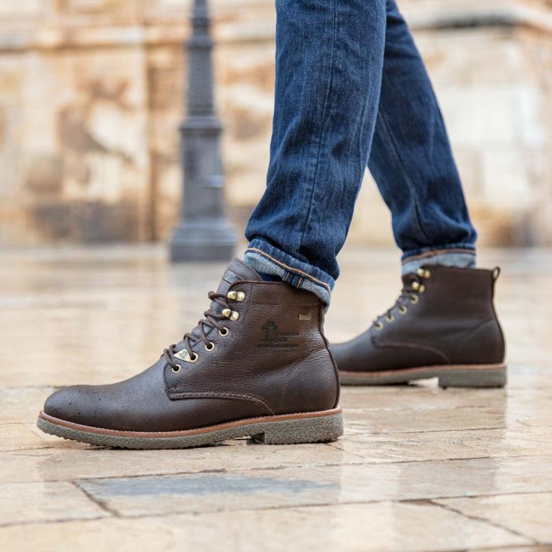 BOTA DE PIEL PANAMA JACK PARA HOMBRE CON FORRO INTERIOR DE GORE-TEX®