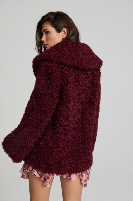 ZAARA BURGUNDY COAT FETICHE