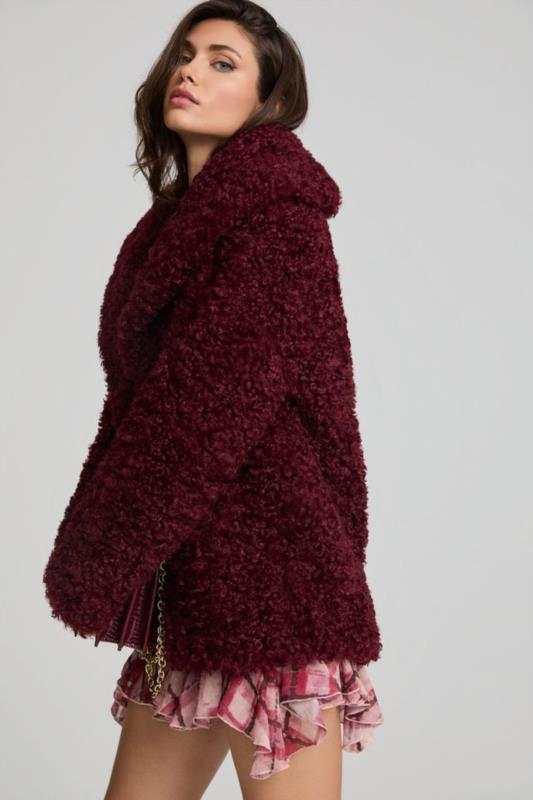 ZAARA BURGUNDY COAT FETICHE