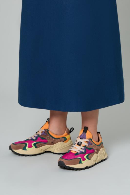 FLOWER MOUNTAIN WOMAN RULIS BROWN-BURDEAUX-LIME